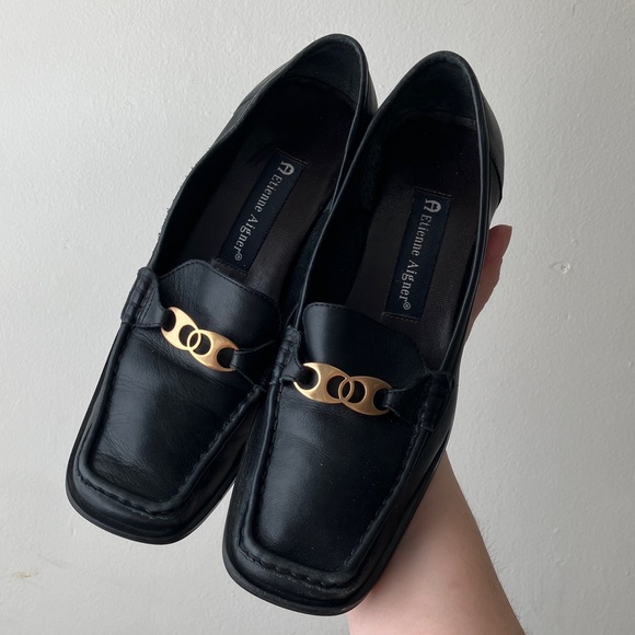 Etienne Aigner • Vintage Otto Loafers in Black - Picture 3 of 10